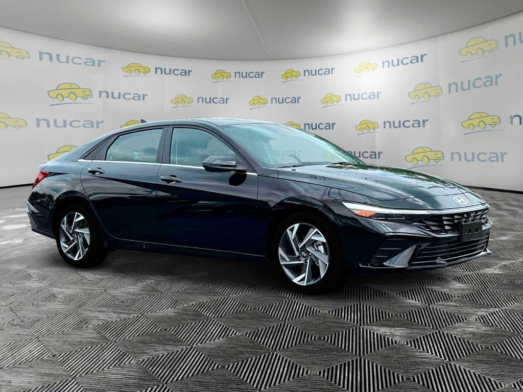 new 2025 Hyundai Elantra car, priced at $26,075