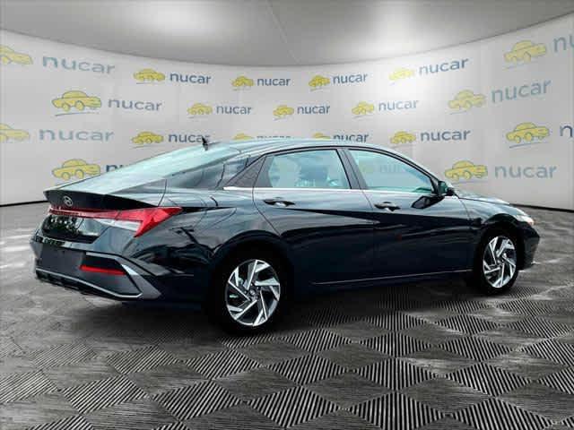 new 2025 Hyundai Elantra car, priced at $26,075