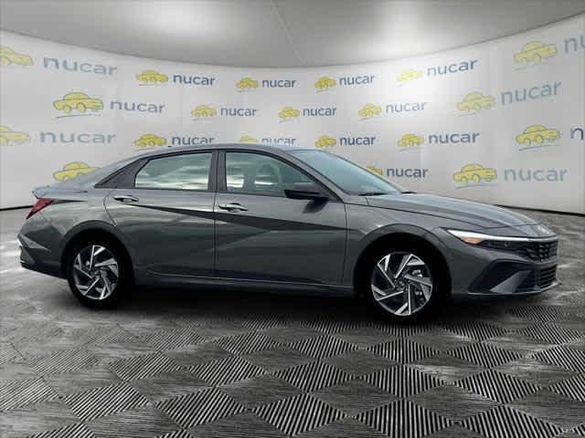 new 2025 Hyundai Elantra car, priced at $24,540