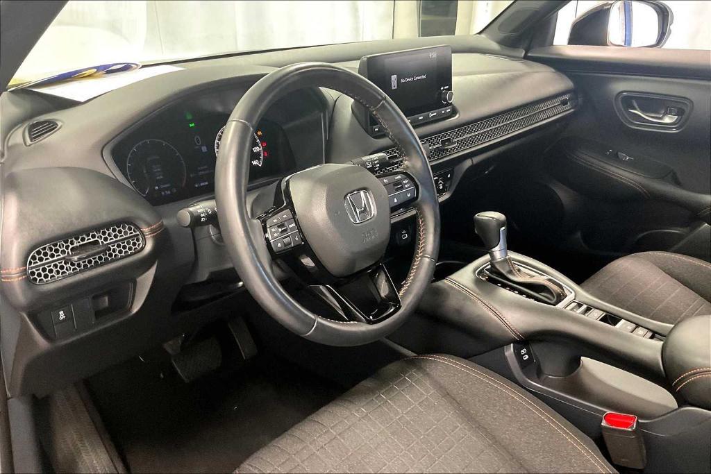 used 2025 Honda HR-V car, priced at $27,900