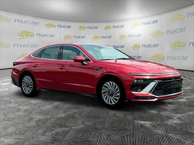 new 2025 Hyundai Sonata Hybrid car, priced at $39,625