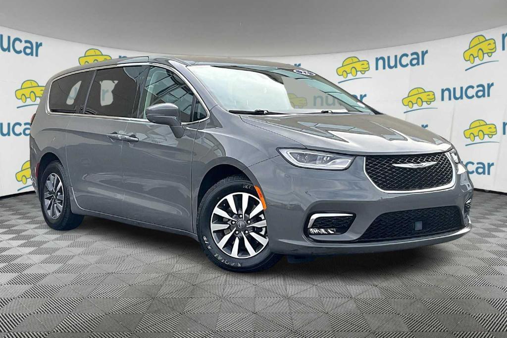 used 2022 Chrysler Pacifica Hybrid car, priced at $20,450