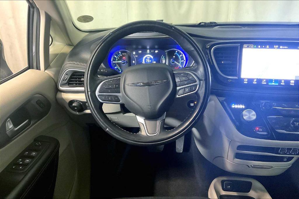 used 2022 Chrysler Pacifica Hybrid car, priced at $20,450