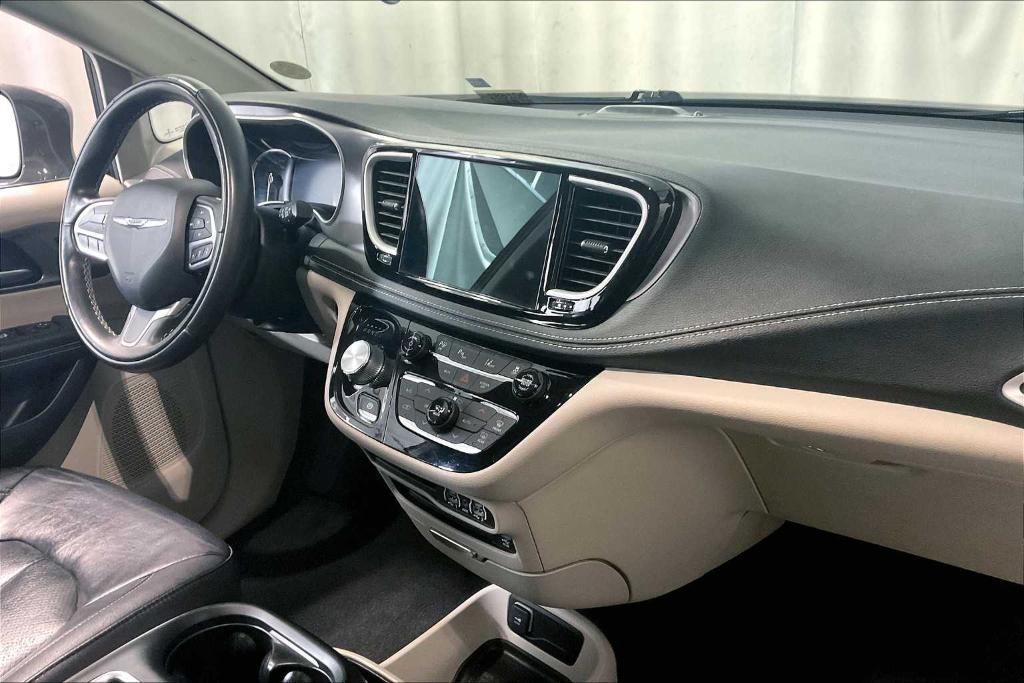 used 2022 Chrysler Pacifica Hybrid car, priced at $20,450