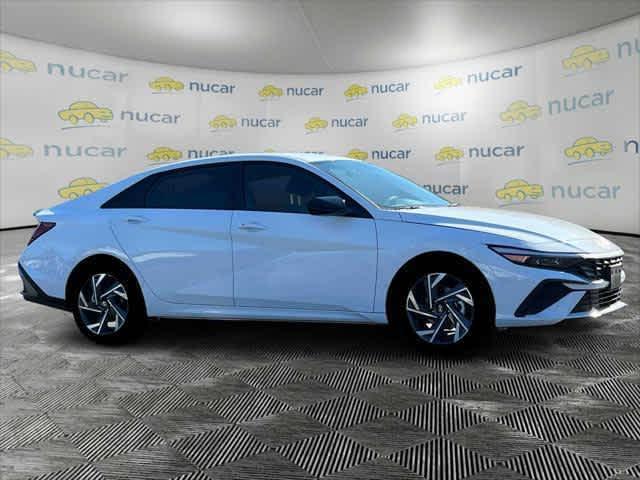 new 2025 Hyundai Elantra car, priced at $23,560