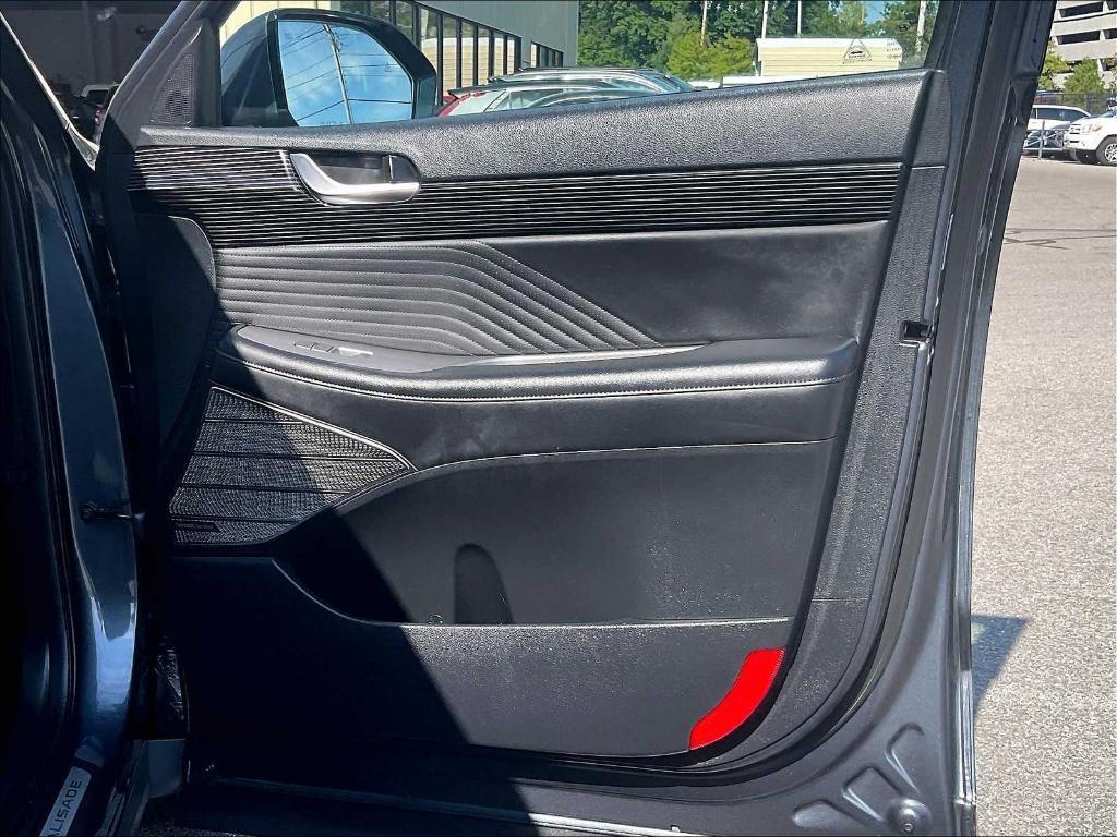 used 2024 Hyundai Palisade car, priced at $38,900