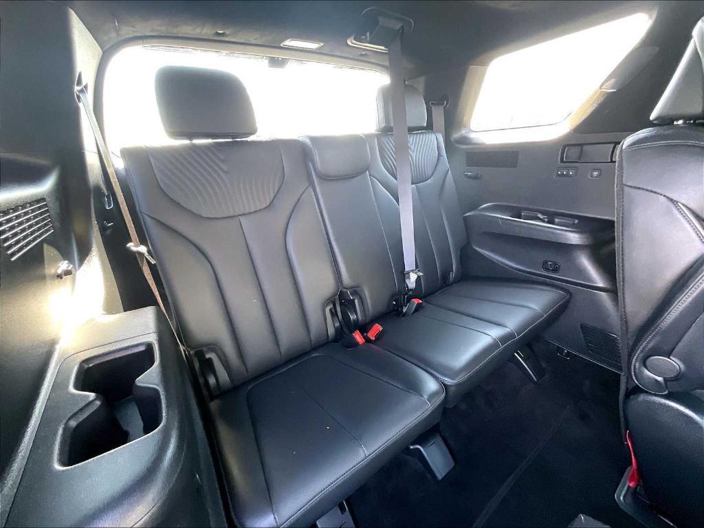 used 2024 Hyundai Palisade car, priced at $38,900