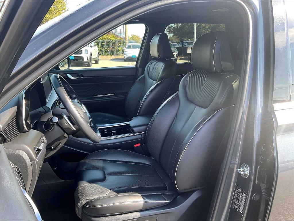 used 2024 Hyundai Palisade car, priced at $38,900
