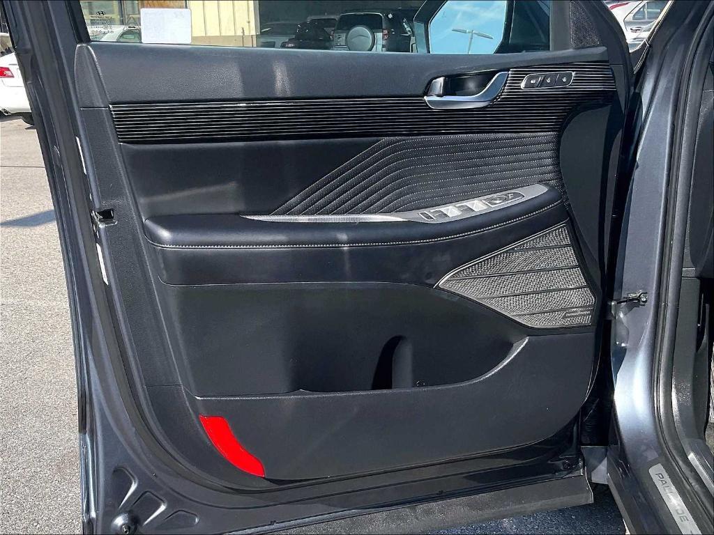 used 2024 Hyundai Palisade car, priced at $38,900