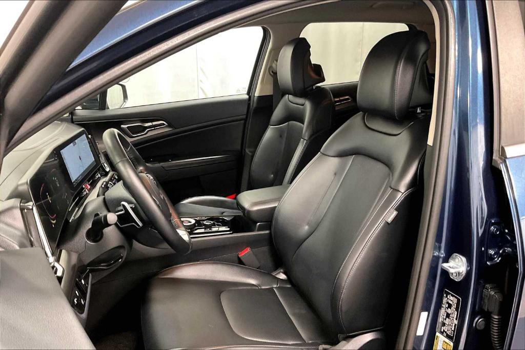 used 2023 Kia Sportage Hybrid car, priced at $29,500