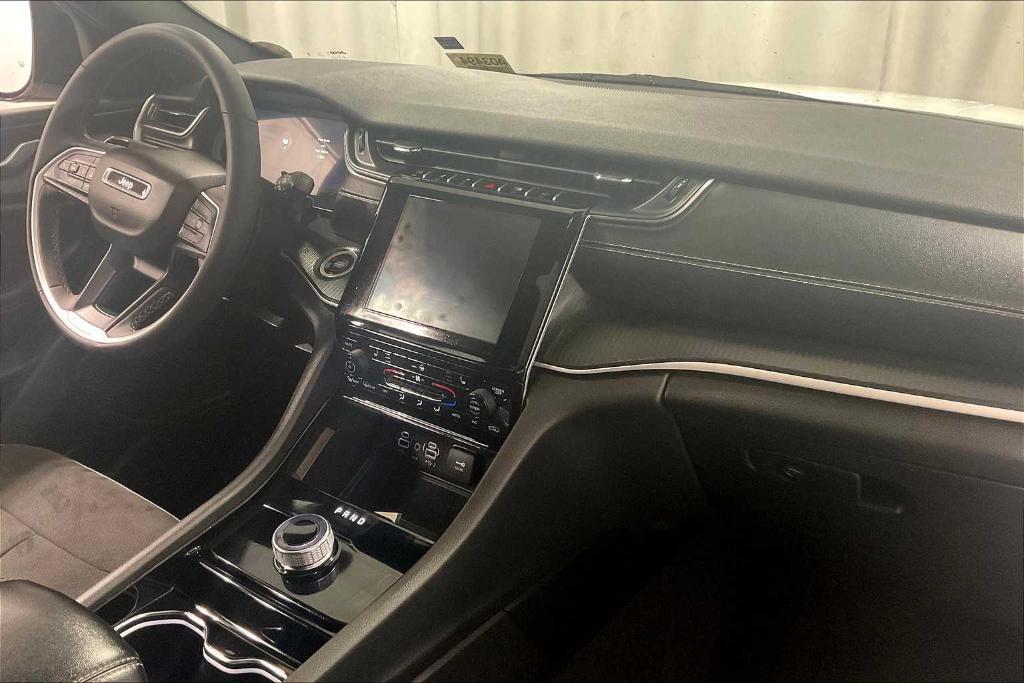 used 2023 Jeep Grand Cherokee L car, priced at $33,400