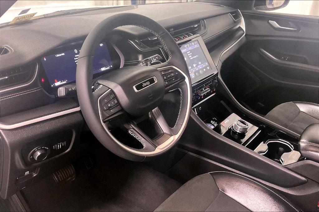 used 2023 Jeep Grand Cherokee L car, priced at $33,400