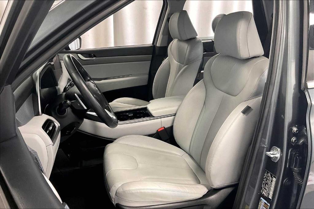 used 2022 Hyundai Palisade car, priced at $33,000