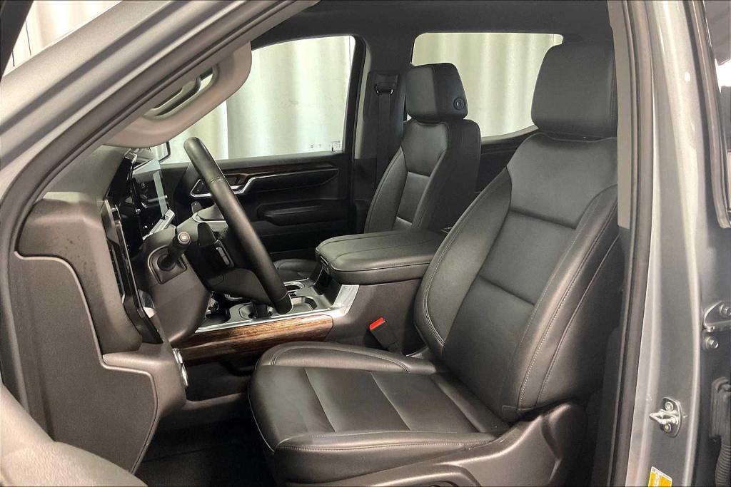 used 2024 GMC Sierra 1500 car, priced at $52,000