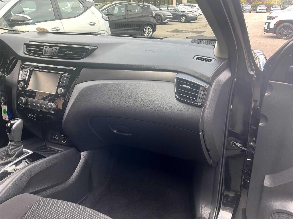 used 2020 Nissan Rogue Sport car, priced at $18,000