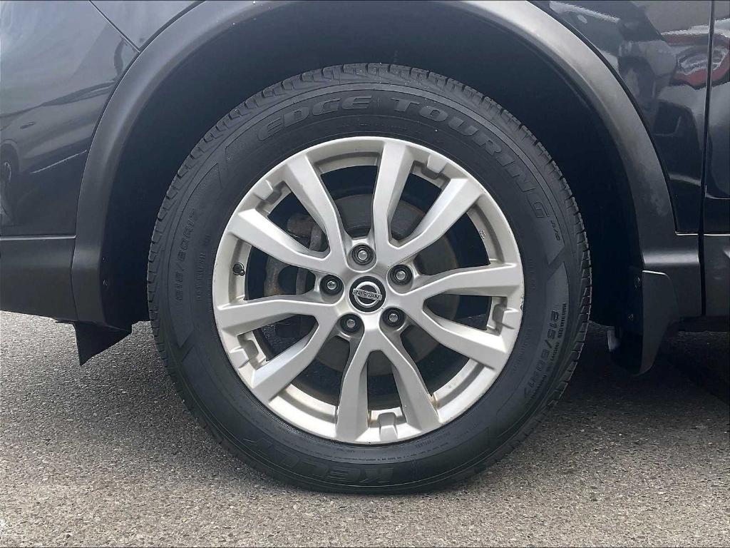 used 2020 Nissan Rogue Sport car, priced at $18,000