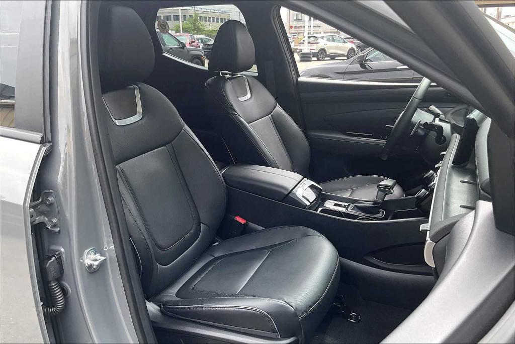 used 2025 Hyundai SANTA CRUZ car, priced at $37,900