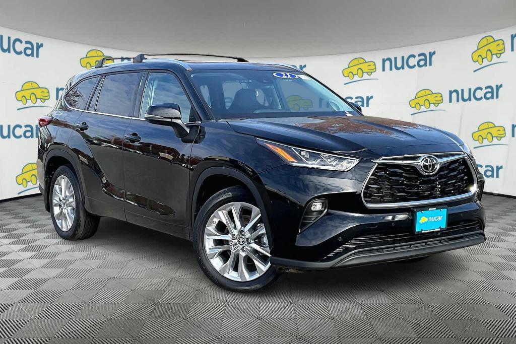 used 2021 Toyota Highlander car, priced at $36,500