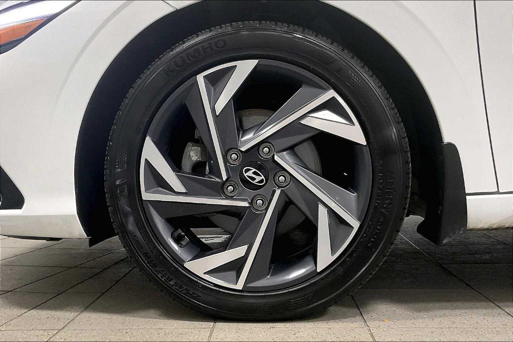 used 2024 Hyundai Elantra car, priced at $21,500