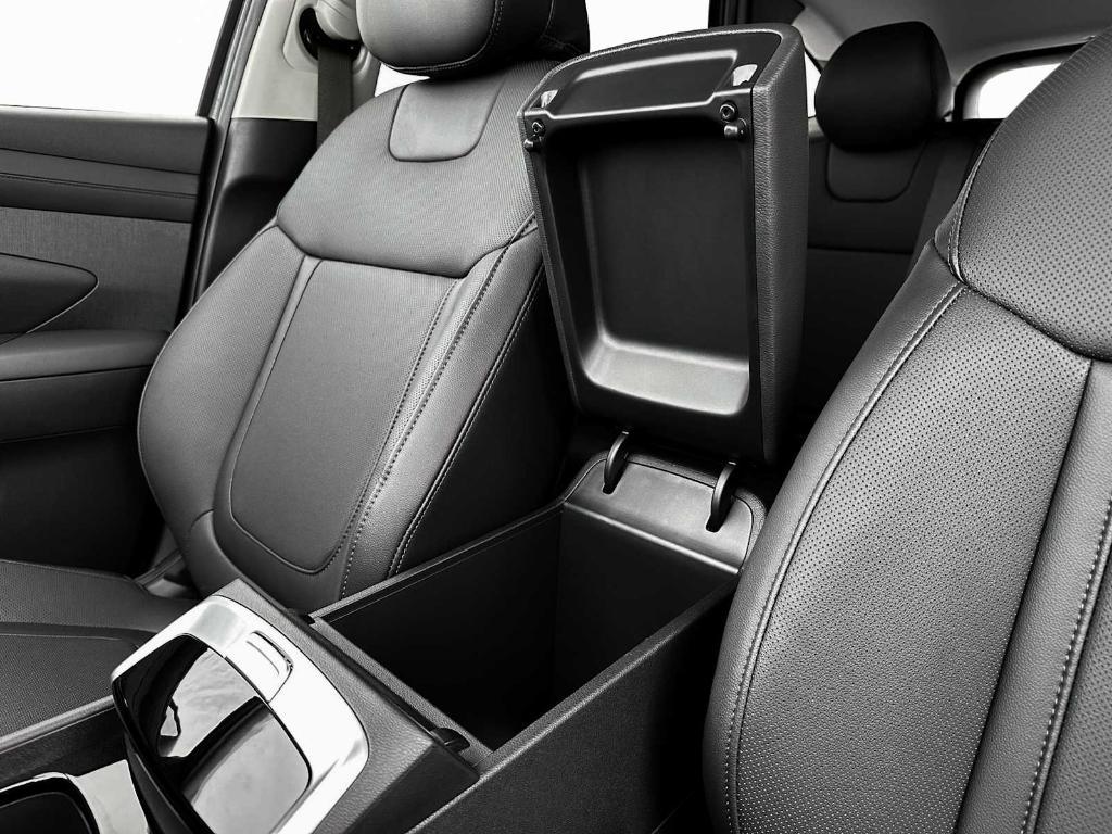 new 2025 Hyundai Tucson car, priced at $34,310