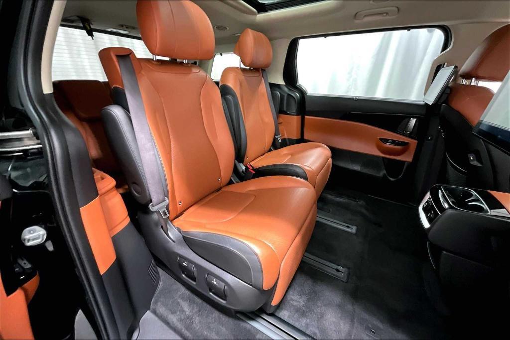 used 2024 Kia Carnival car, priced at $41,200