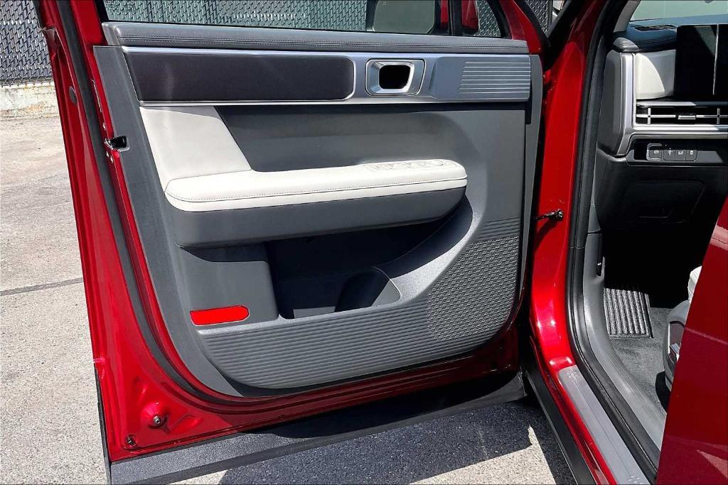 used 2024 Hyundai SANTA FE HEV car, priced at $30,900
