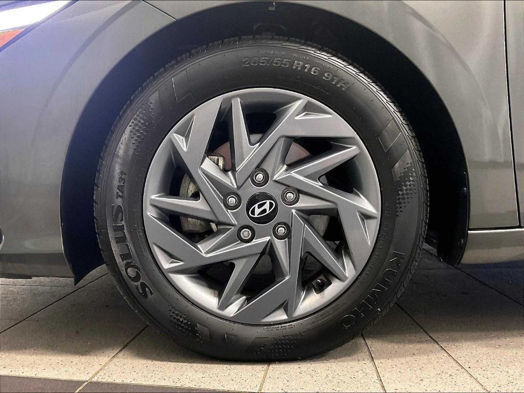 used 2024 Hyundai Elantra car, priced at $21,250