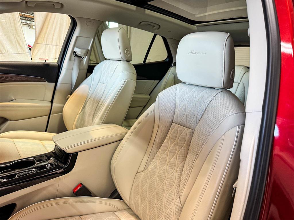 used 2022 Buick Envision car, priced at $28,000