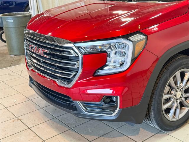 used 2022 GMC Terrain car, priced at $23,916