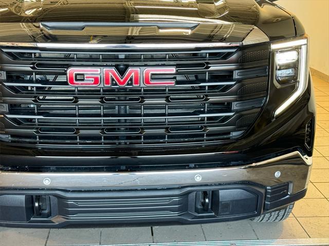 new 2024 GMC Sierra 1500 car, priced at $47,180