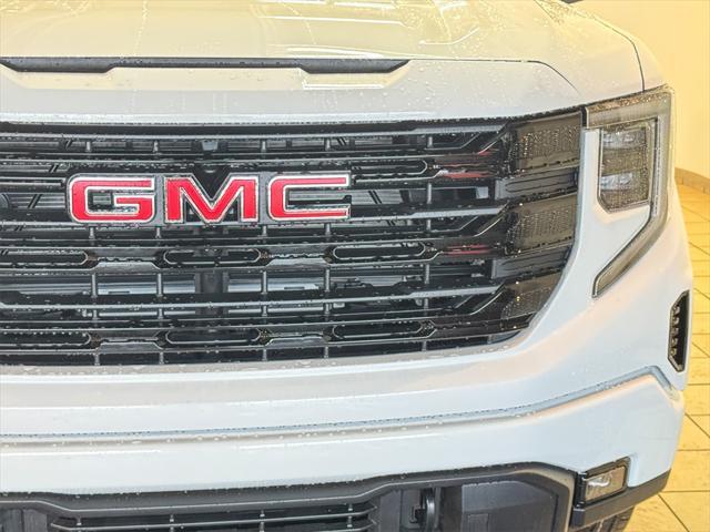 new 2025 GMC Sierra 1500 car, priced at $53,295