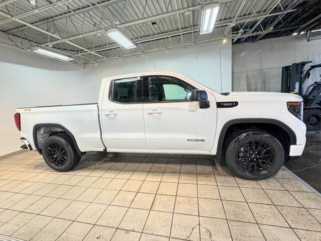 new 2025 GMC Sierra 1500 car, priced at $53,295