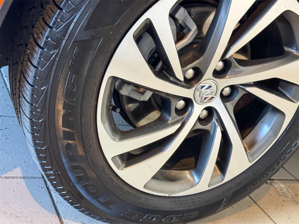 used 2023 Buick Envision car, priced at $28,904