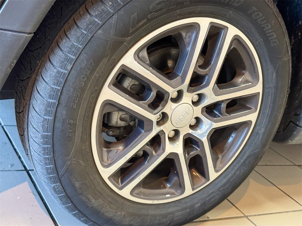 used 2019 Jeep Compass car, priced at $18,289