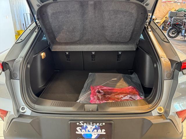 new 2025 Buick Envista car, priced at $24,026