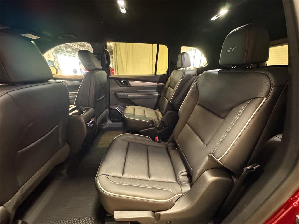 new 2025 Buick Enclave car, priced at $47,518