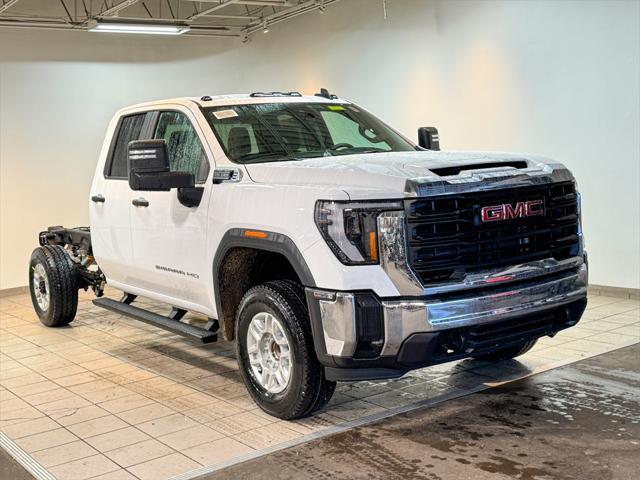 new 2025 GMC Sierra 2500 car, priced at $51,908