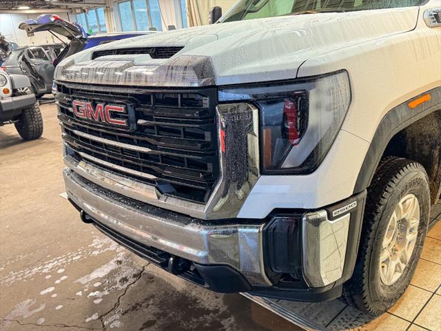 new 2025 GMC Sierra 2500 car, priced at $51,908