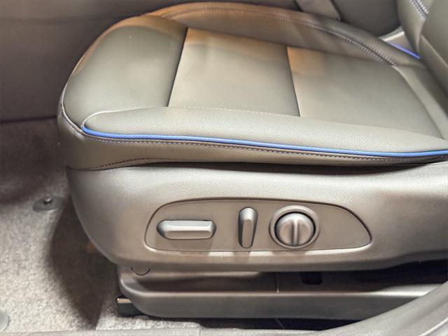 new 2025 Buick Envista car, priced at $27,336