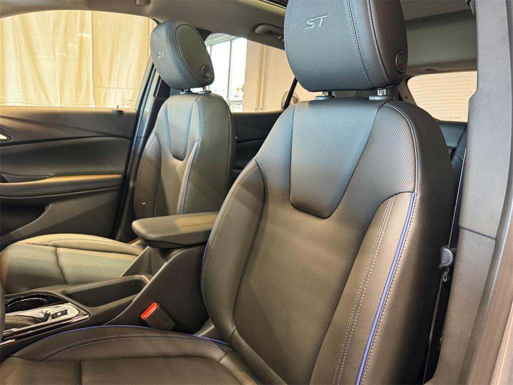 new 2026 Buick Encore GX car, priced at $35,235