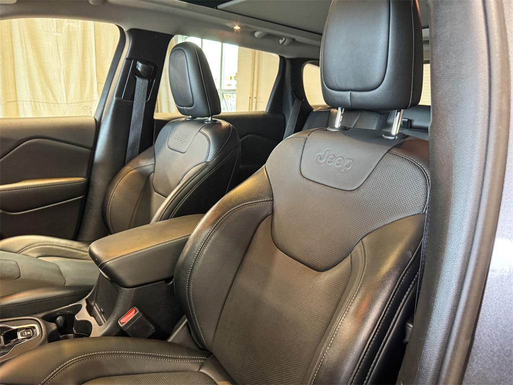 used 2022 Jeep Cherokee car, priced at $29,526