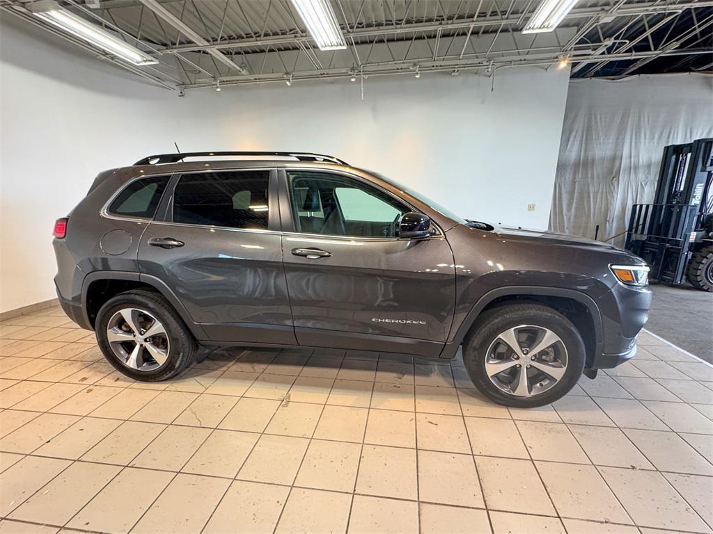 used 2022 Jeep Cherokee car, priced at $29,526
