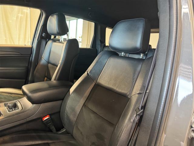 used 2022 Jeep Grand Cherokee car, priced at $29,904
