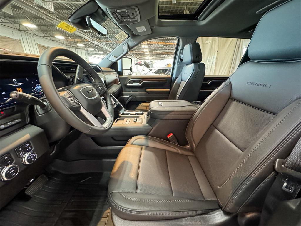 new 2025 GMC Sierra 3500 car, priced at $92,424