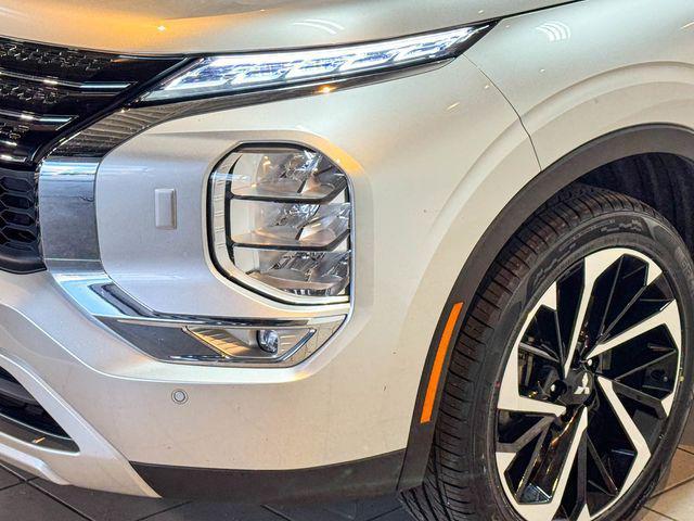 used 2024 Mitsubishi Outlander car, priced at $23,500