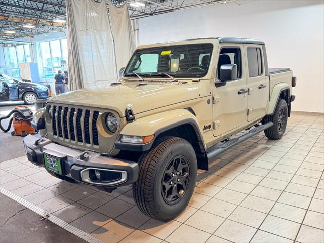 used 2022 Jeep Gladiator car, priced at $33,982