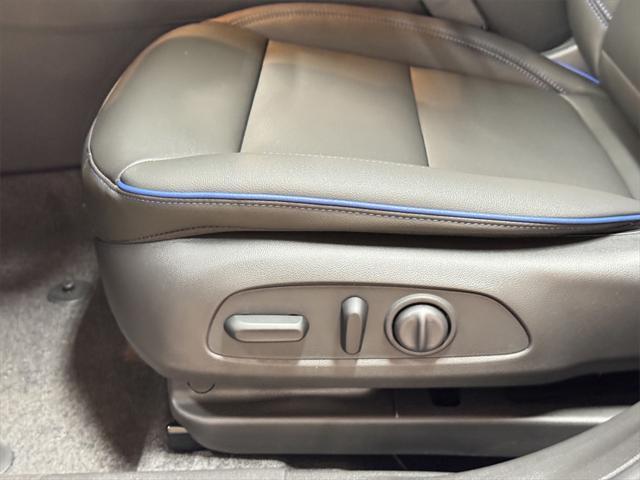 new 2025 Buick Envista car, priced at $27,194