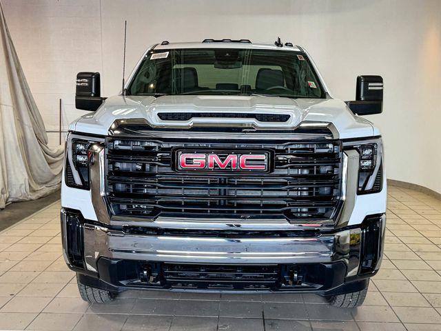 new 2026 GMC Sierra 3500 car, priced at $58,433