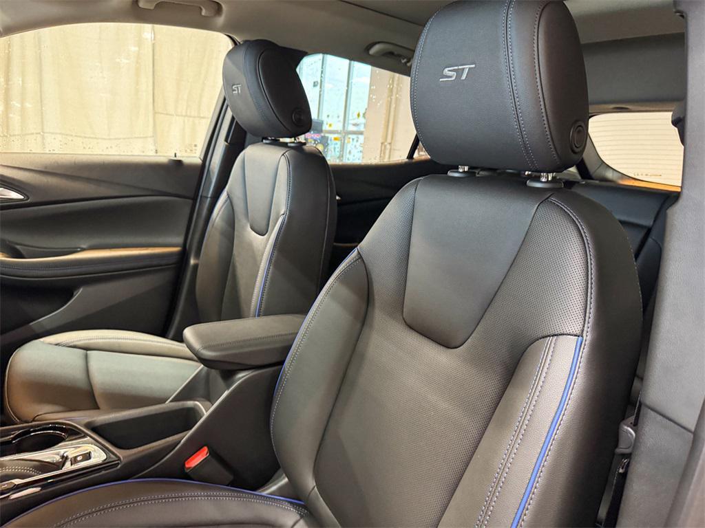 new 2026 Buick Encore GX car, priced at $34,178