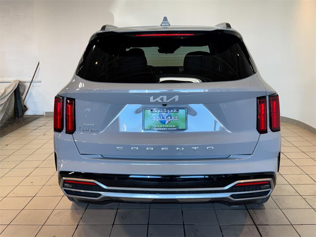 used 2022 Kia Sorento car, priced at $25,997